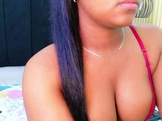 friendsmom webcam