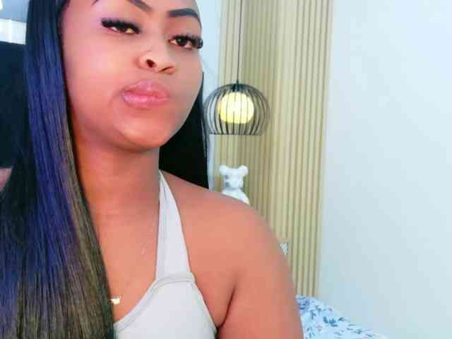 friendsmom webcam