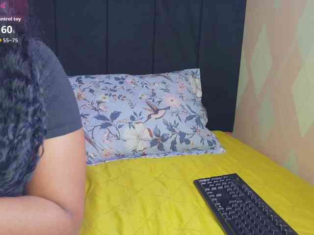 friendsmom webcam