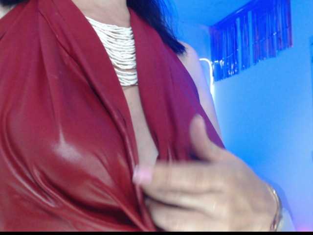 sarasmith2 live cam preview