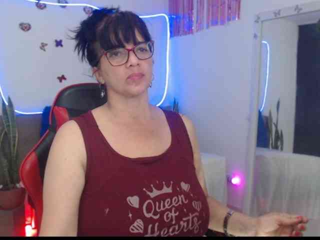 sarasmith2 webcam