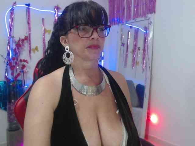 sarasmith2 webcam