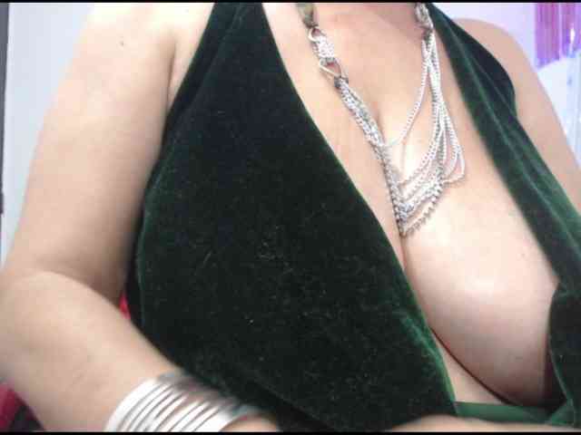 sarasmith2 webcam
