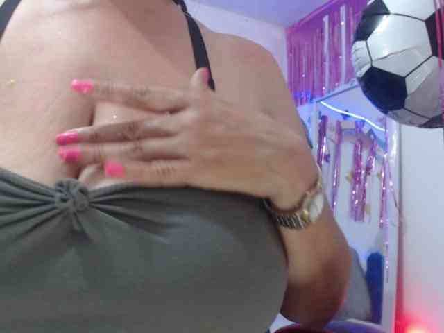 sarasmith2 webcam