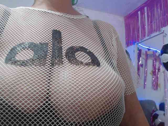 sarasmith2 webcam