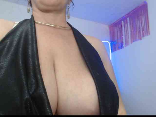 sarasmith2 webcam