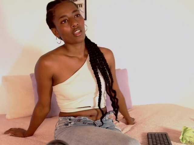 camilathomsson webcam
