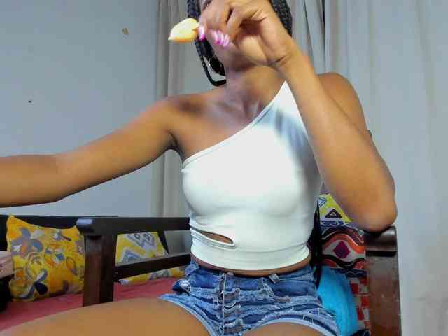 camilathomsson webcam