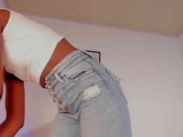 camilathomsson webcam
