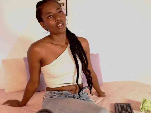 camilathomsson webcam