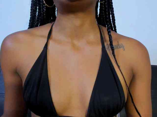 camilathomsson webcam