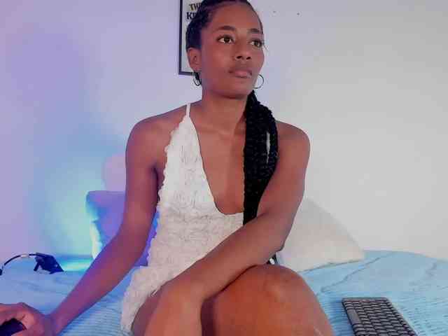 camilathomsson webcam