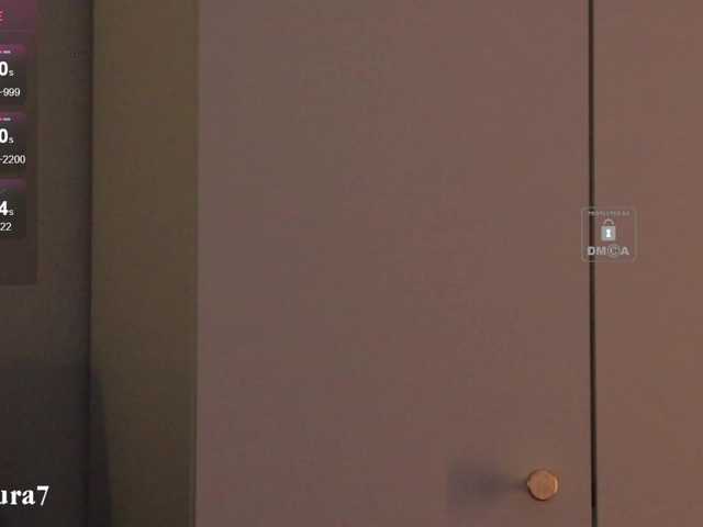 MsAura Live Cam on BongaCams