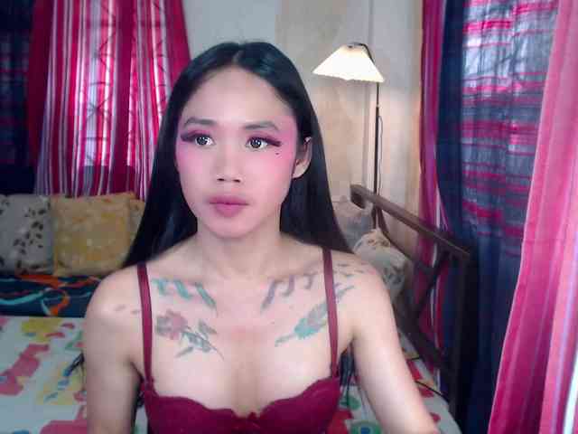 Sexxywildmaren4u... Live Webcam on BongaCams