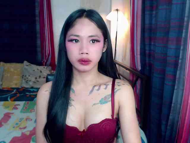 Sexxywildmaren4u... Live Webcam on BongaCams