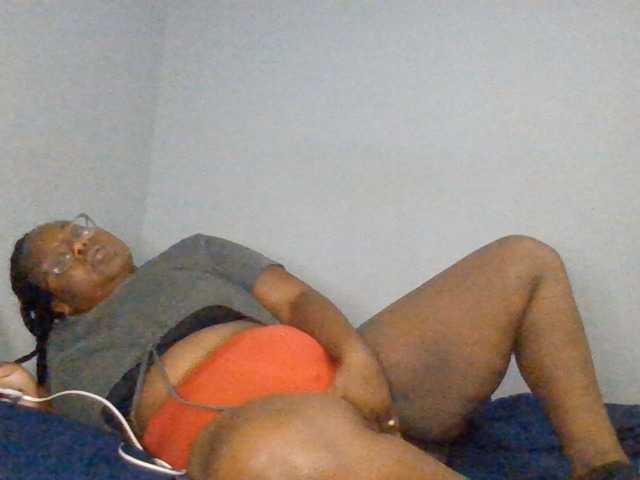 Needmehard live cam on BongaCams