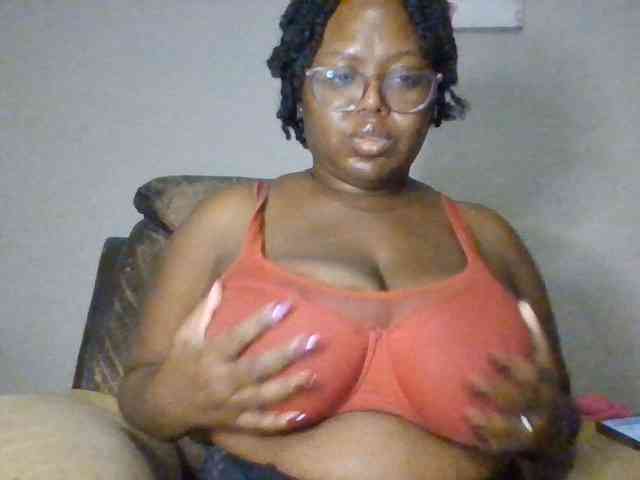 Needmehard webcam
