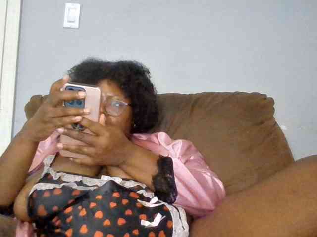 Needmehard webcam
