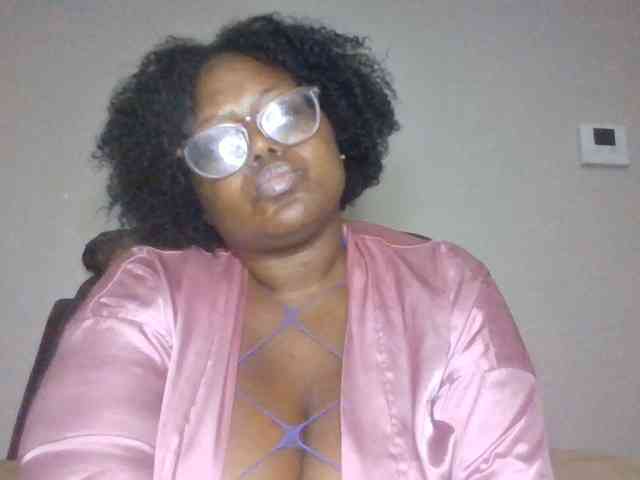 Needmehard webcam