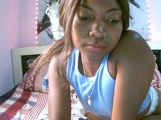 laetitianah's Live Webcam