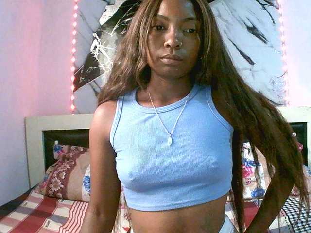 maliah's BongaCams show and profile