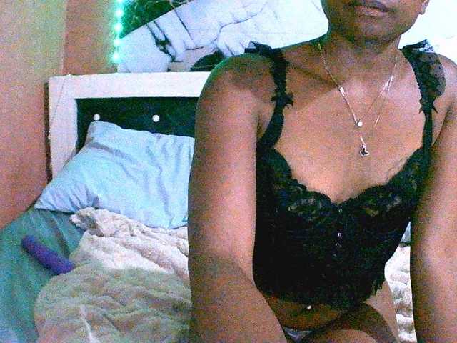maliah live cam on BongaCams