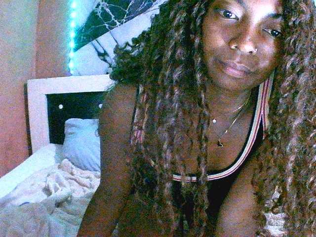 maliah live cam on BongaCams