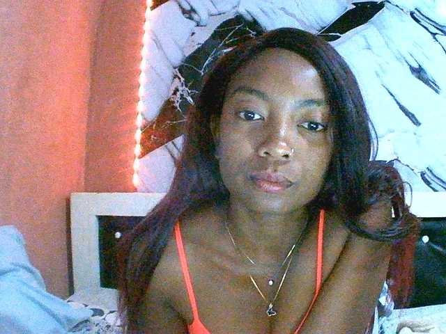 maliah live cam on BongaCams