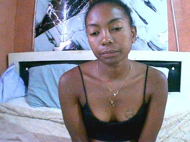 maliah live cam on BongaCams