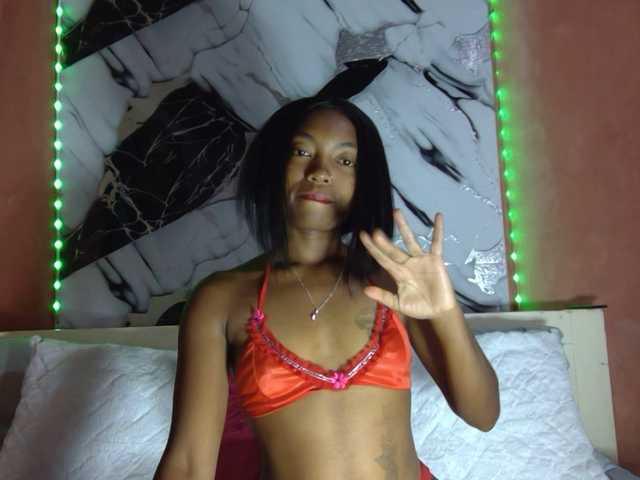 maliah live cam on BongaCams