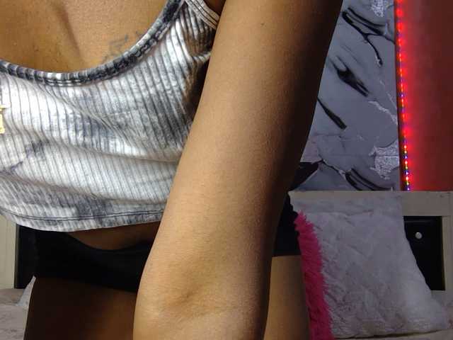 maliah live cam on BongaCams