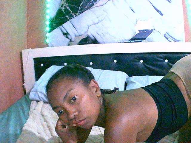 laetitianah webcam