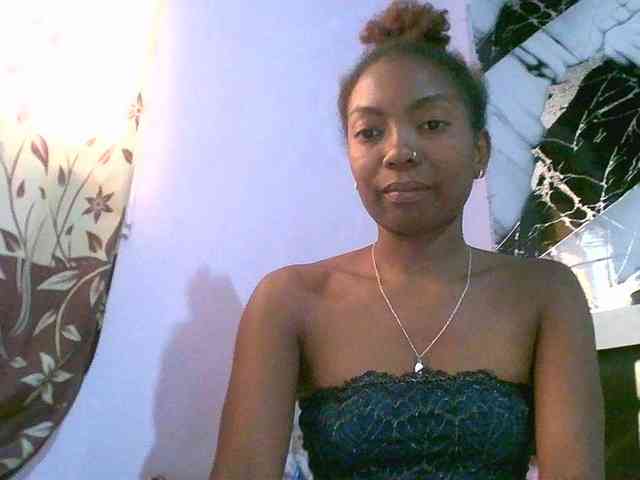 laetitianah webcam