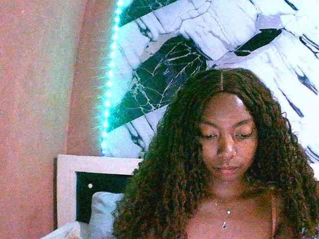 laetitianah webcam
