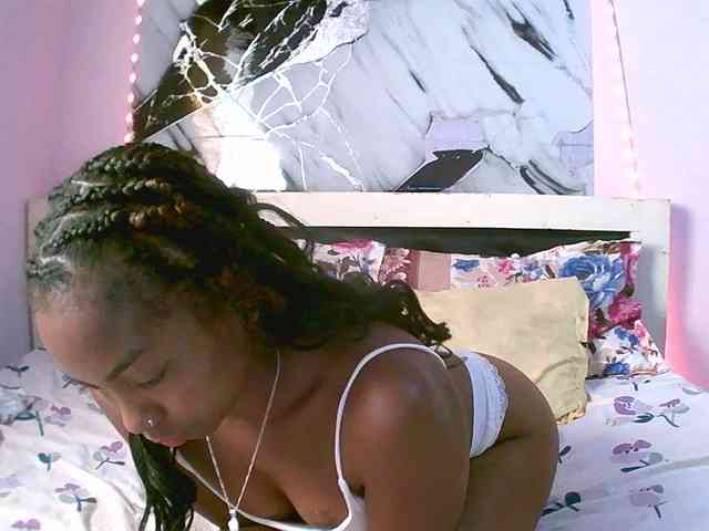 laetitianah webcam