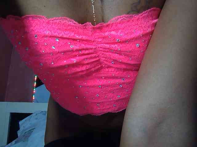 laetitianah webcam