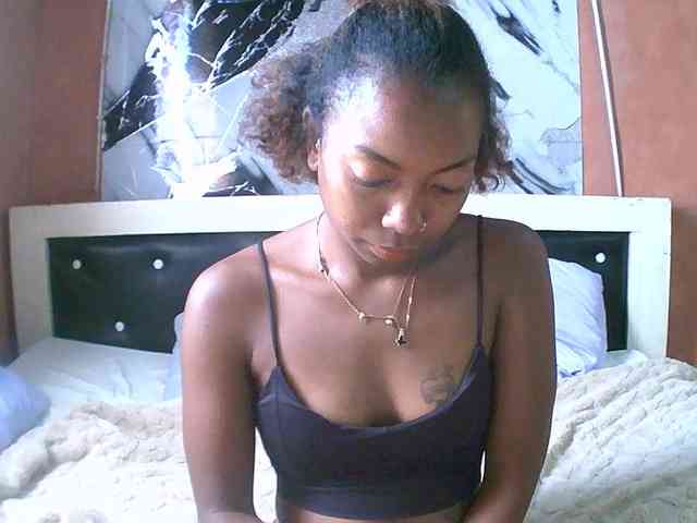 laetitianah webcam