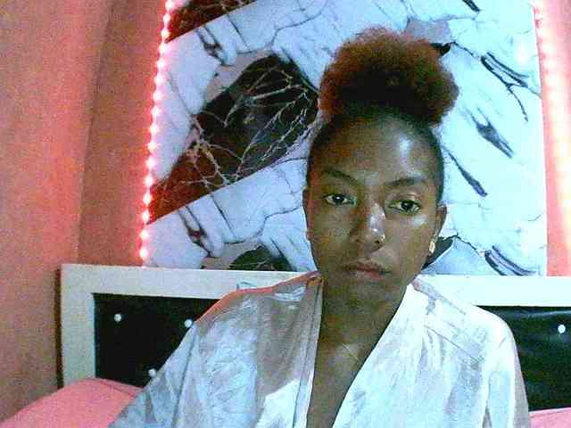 laetitianah webcam
