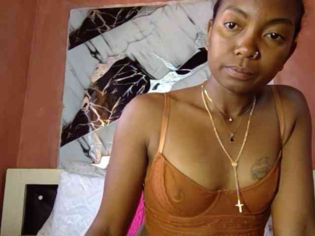 laetitianah webcam