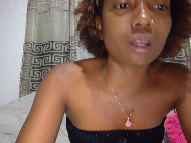 laetitianah webcam