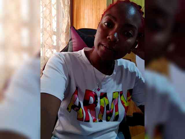 laetitianah webcam