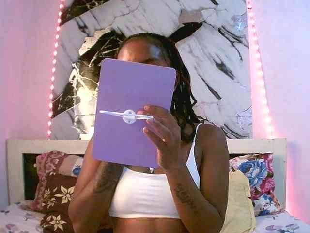 laetitianah webcam