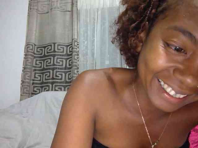 laetitianah webcam