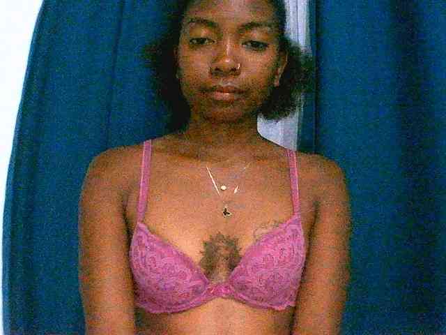 laetitianah webcam