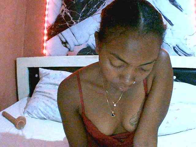 laetitianah webcam
