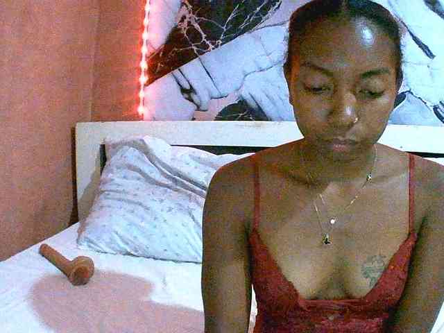 laetitianah webcam
