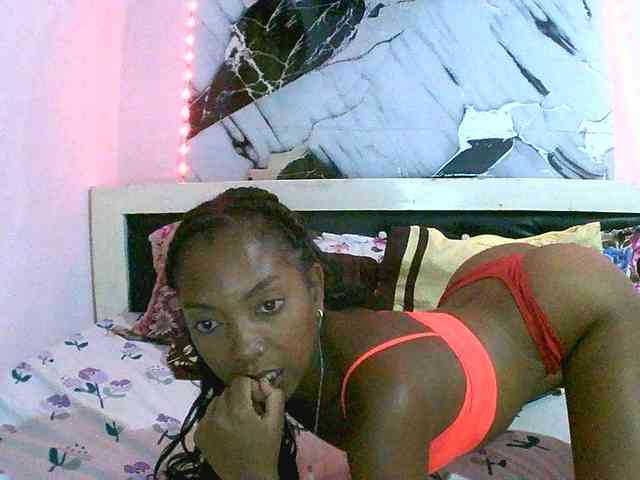 laetitianah webcam