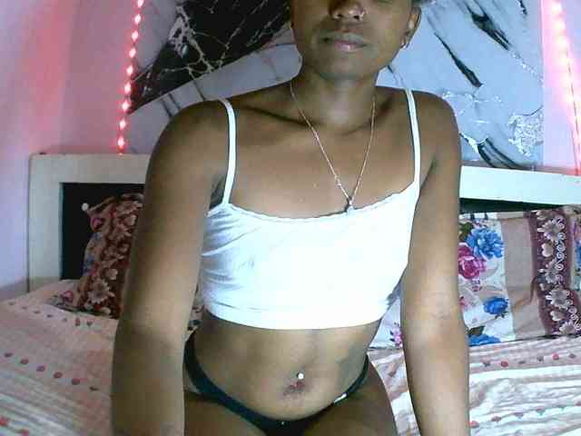 laetitianah webcam