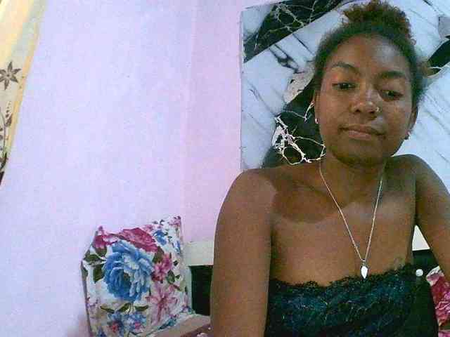 laetitianah webcam