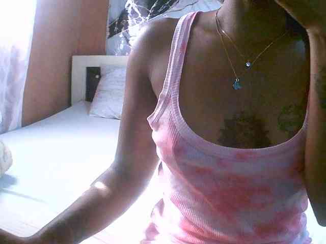 laetitianah webcam